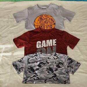 Champion Kids Short Sleeve Tees - Gray, Red, Camouflage. Size 10/12